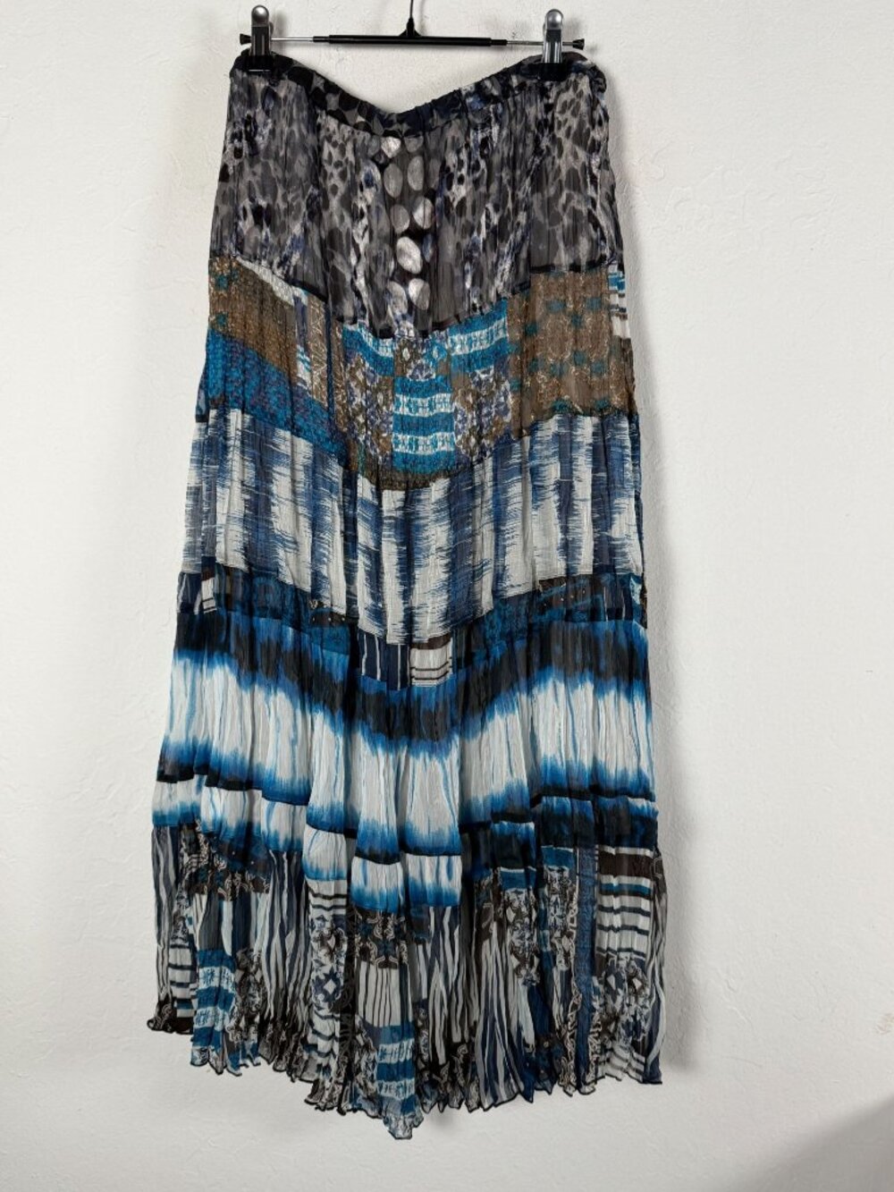 Chicos Patchwork Blues Crinkle Skirt Size 2 Blue Maxi Tiered Boho Newport New